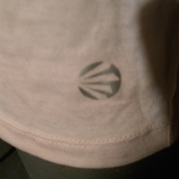 Top - Picture 4 of 6